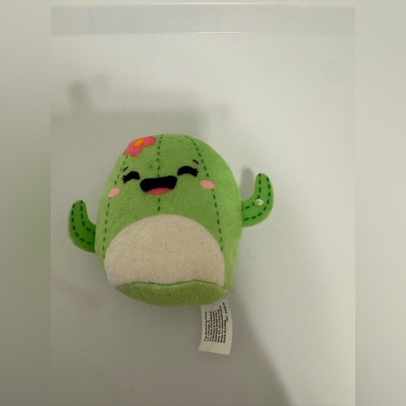 🛍️any 4 items for $16🛍️ McDonald’s Squishmallows Green Cactus Plush with Pink - Picture 1 of 2